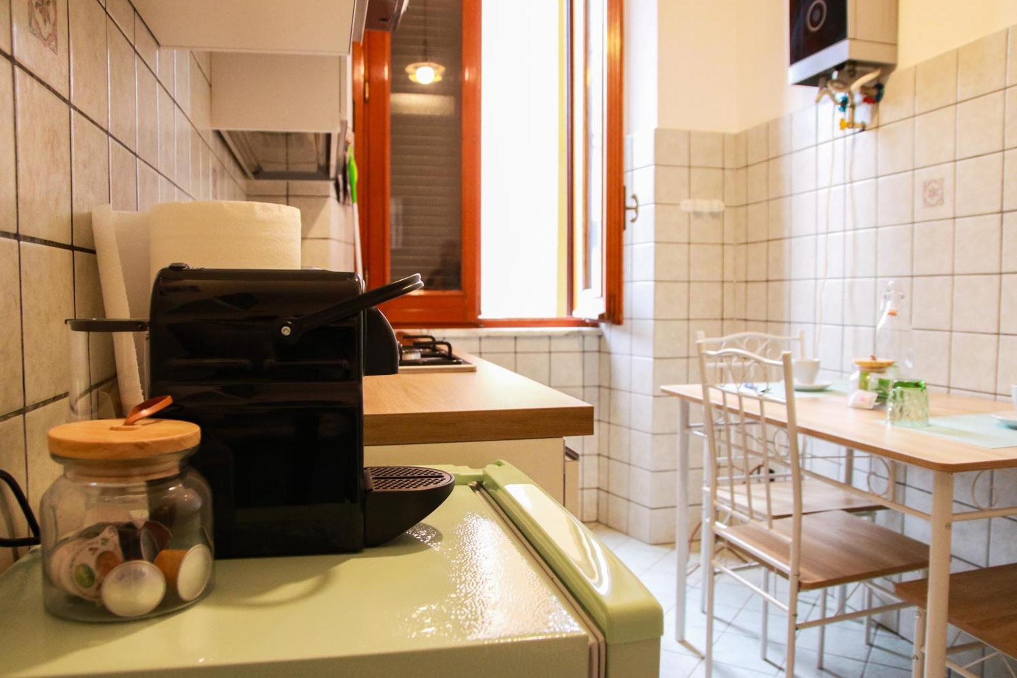 Casa Angelina - Appartamento Zona Sangiovanni 罗马 外观 照片
